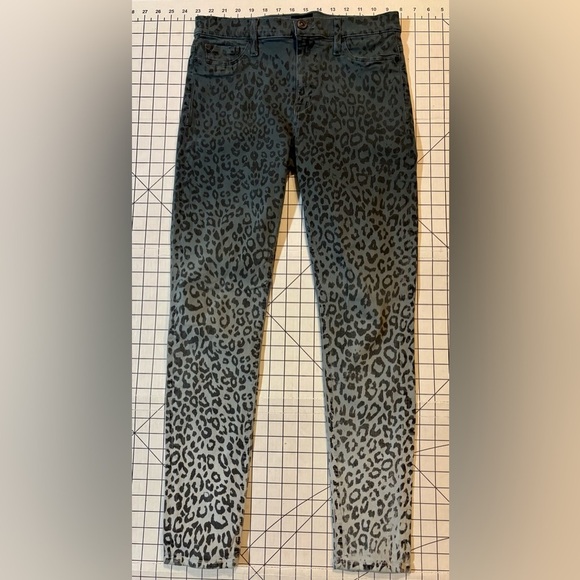 Hudson Women’s Size 30 Blue-Green Ombré Animal Print Jeans - Picture 2 of 10